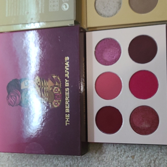JUVIA'S PLACE EYESHADOW BUNDLE FOR SALE - Picture 8 of 8